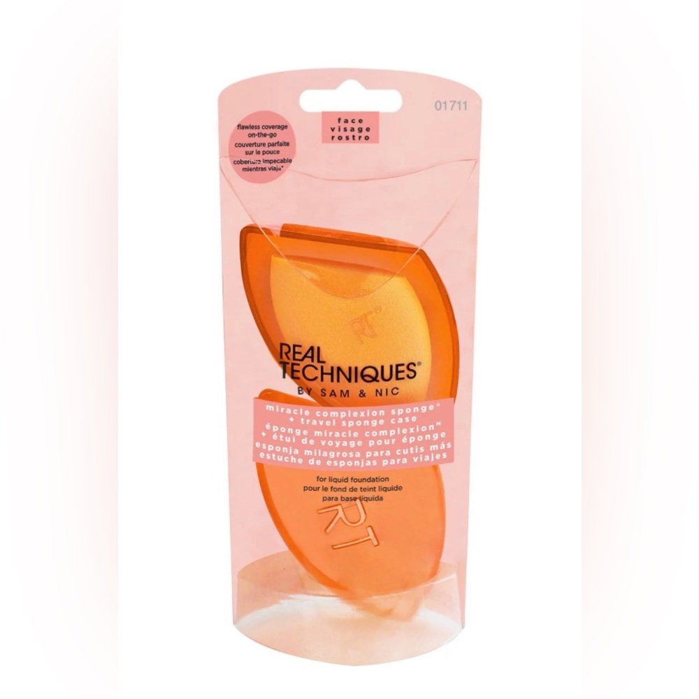 Real Technique Miracle Complexion Sponge + Travel Case